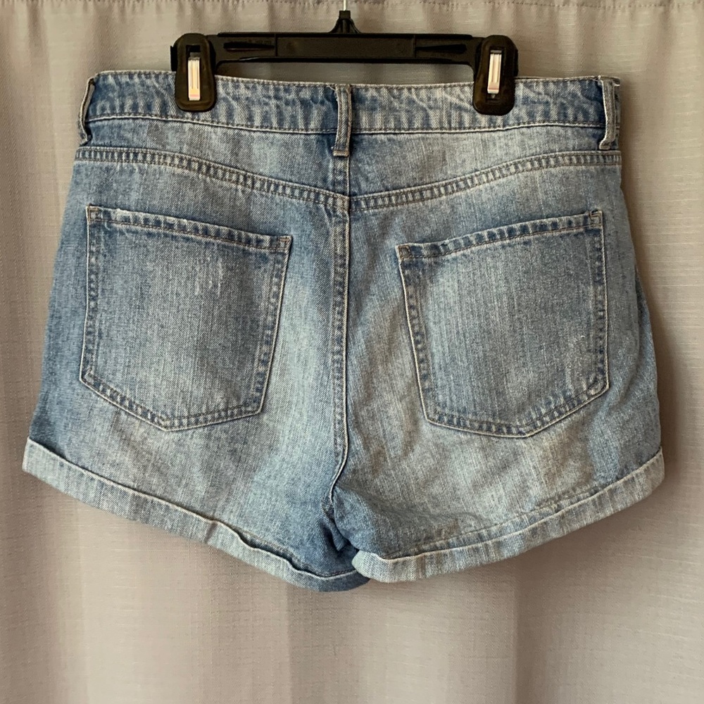 Jean shorts - Picture 3 of 3